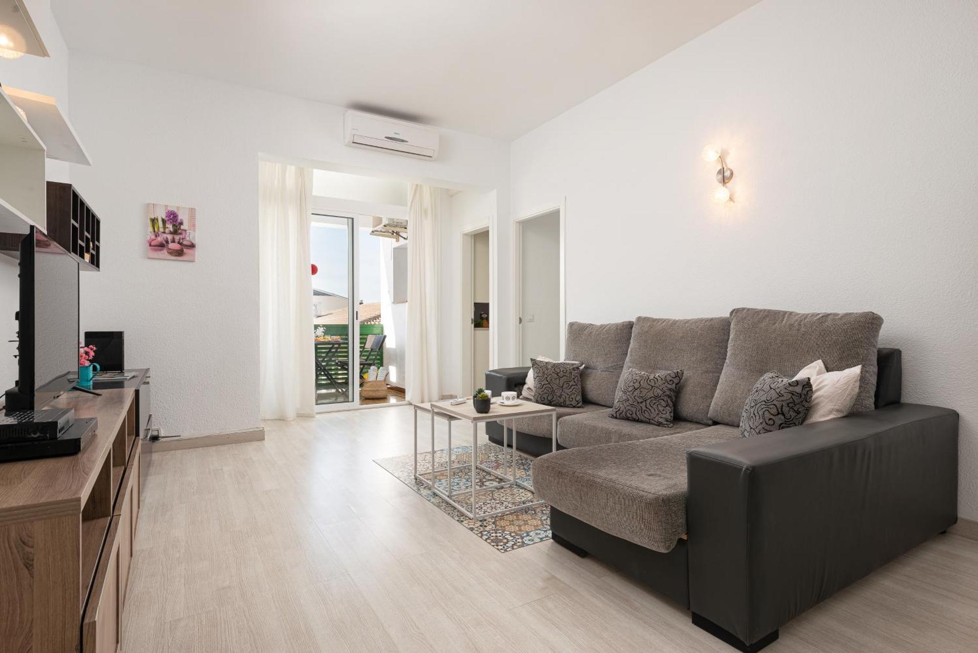 Apartment Xara Torres, At The Beach Of Alcudia Port de Alcudia  Esterno foto