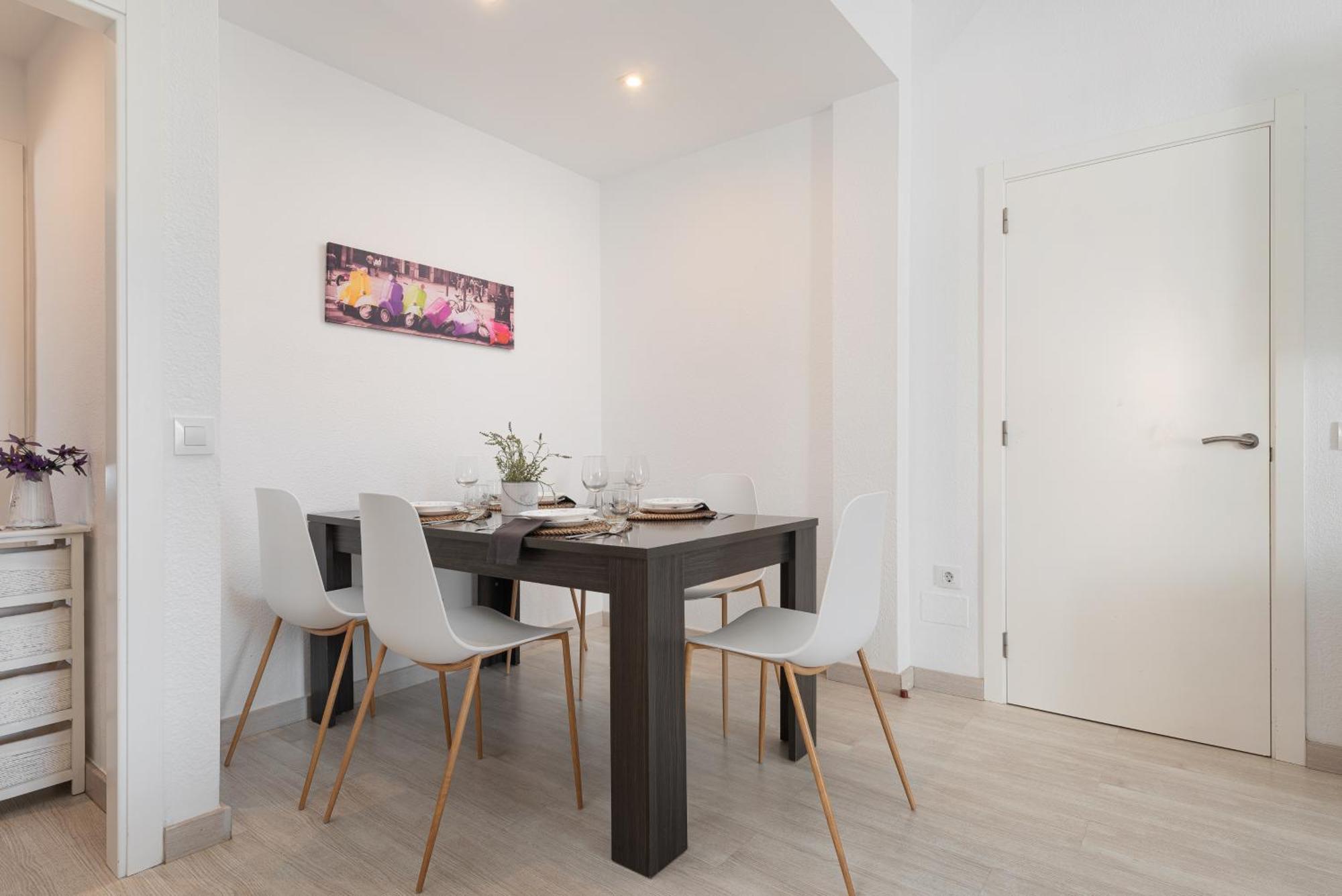 Apartment Xara Torres, At The Beach Of Alcudia Port de Alcudia  Esterno foto